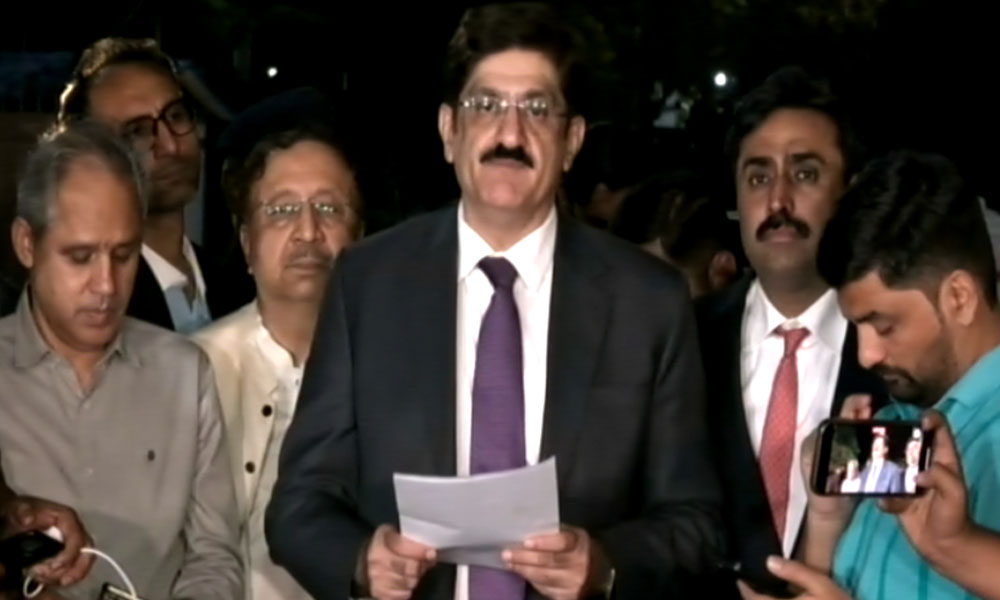 وزیراعلیٰ سندھ نے میڈیا کو سی سی آئی کے دستخط شدہ فیصلے کی کاپی بھی دکھائی