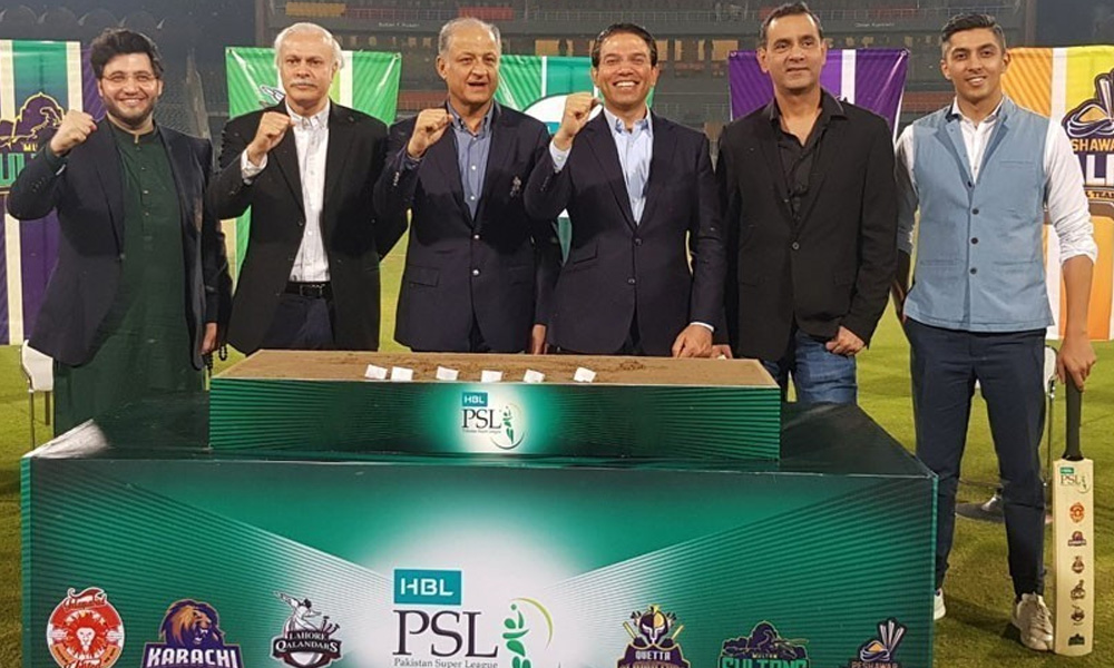 پی ایس ایل کی رسہ کشی میدان سے باہر بھی جاری، فرنچائز کی فیسوں کا معاملہ سر اٹھانے لگا