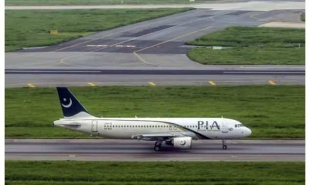 قومی ایئرلائن کا لاہور سے پیرس کے لیے براہ راست پروازیں شروع کرنے کا اعلان