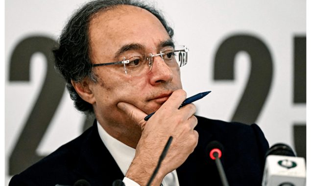 ماحولیاتی تبدیلی اور آبادی میں اضافہ پاکستان کیلئے بڑے خطرات ہیں، وزیرخزانہ