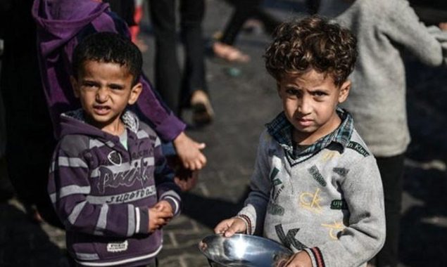 اسرائیلی فوج کے حملوں کے بعد غزہ میں امدادی سرگرمیاں معطل کردی گئیں