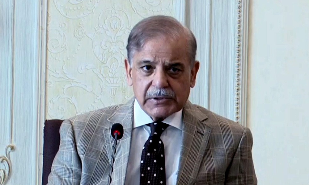 ترسیلات زر میں تاریخی اضافہ، وزیراعظم کا سمندر پار پاکستانیوں کو خراج تحسین