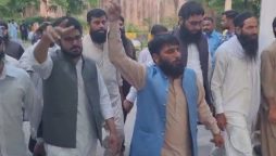 آبی جارحیت کے اعلان پر پاکستانی عوام مشتعل، بھارتی ہائی کمیشن کا گھیراؤ