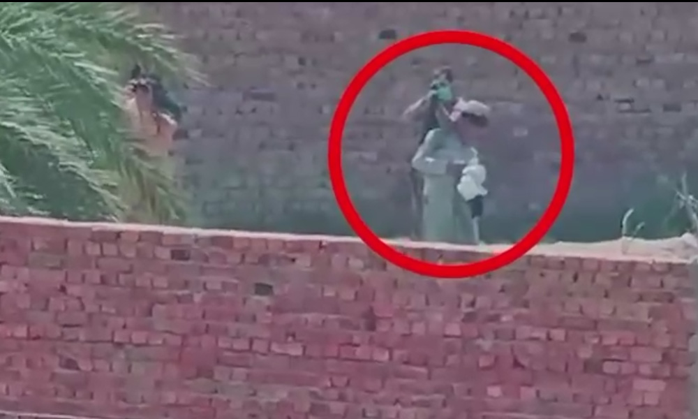 بھارتی اسپانسرڈ فتنہ الخوارج کا مکروہ چہرہ بے نقاب؛ معصوم بچوں کو انسانی ڈھال بنانے کی ویڈیو منظر عام پر