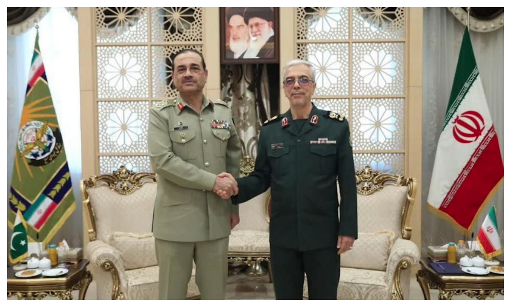 فیلڈ مارشل سید عاصم منیر کا تہران میں جنرل اسٹاف ہیڈ کوارٹرز کا دورہ