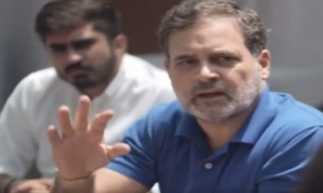 ذات پات میں تقسیم