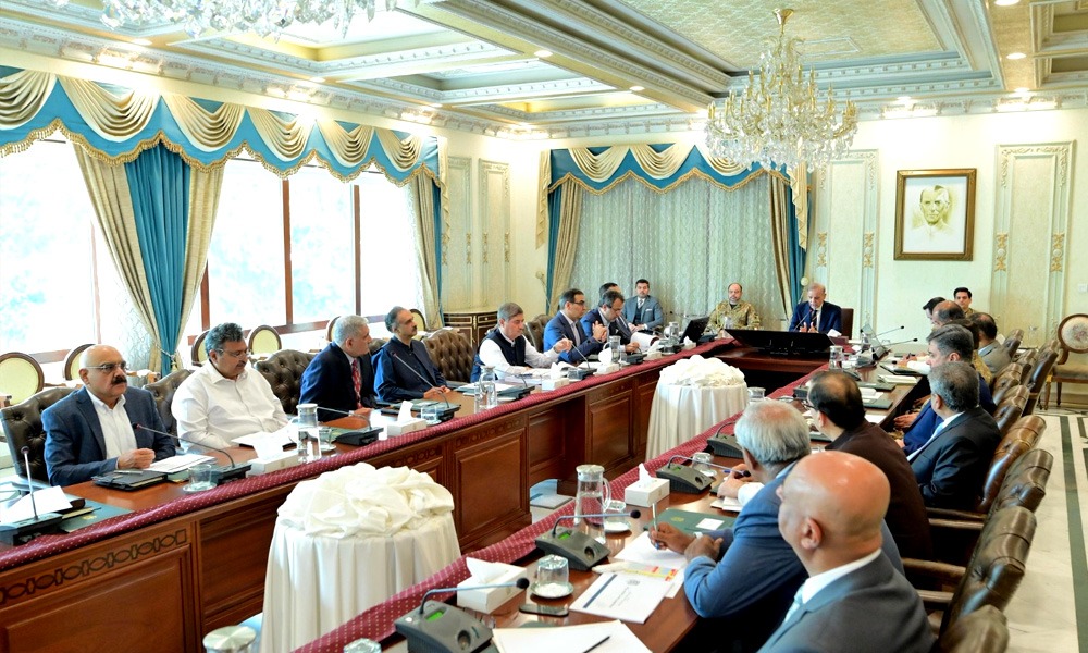 توانائی کے منصوبوں کی تکمیل میں کسی بھی قسم کی تاخیر ناقابل قبول ہے، وزیراعظم