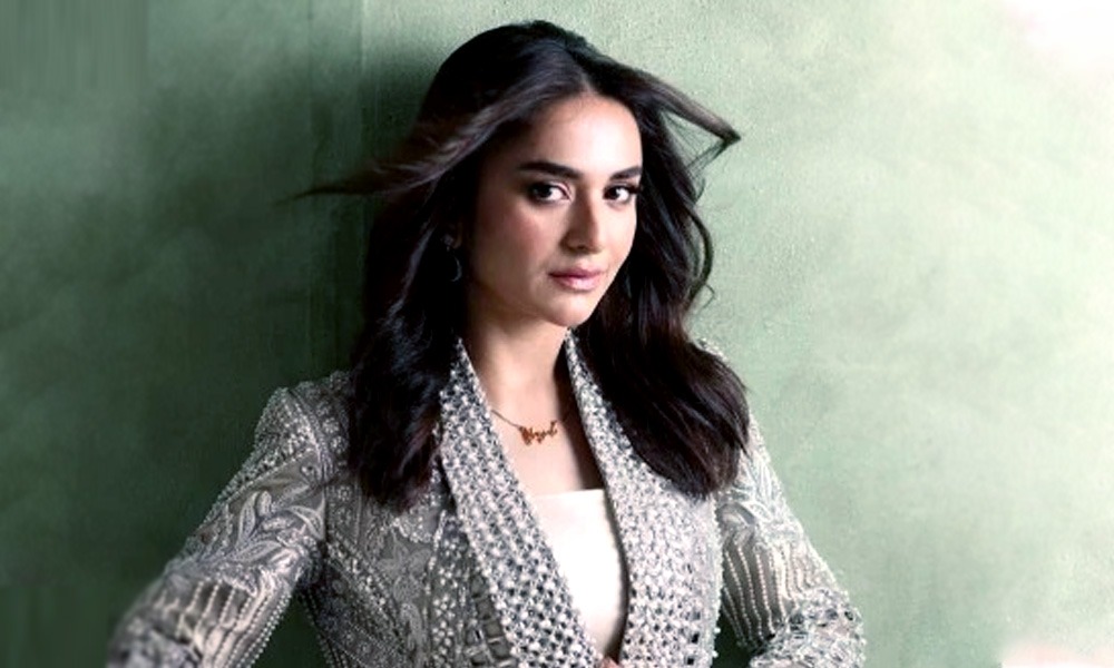 یمنیٰ زیدی نے لکس اسٹائل ایوارڈ میں ایک منفرد اعزاز اپنے نام کرلیا