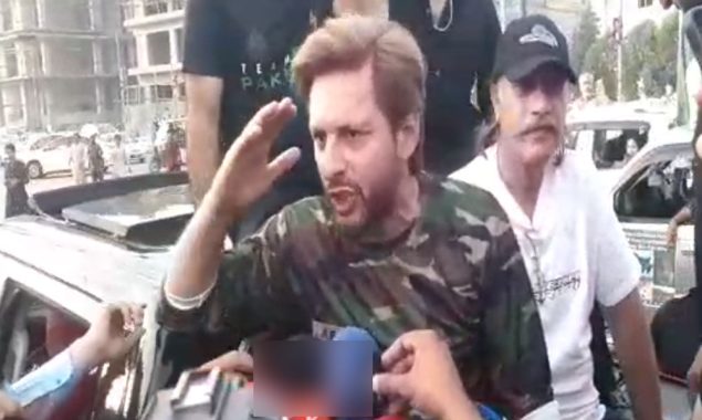 بھارتی میڈیا 50 فیصد بالی ووڈ اور 50 فیصد کارٹون نیٹ ورک بن چکا ہے