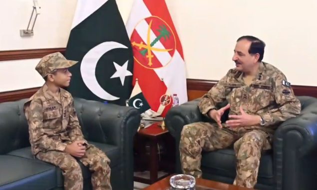 ننھے عثمان نے پاک فوج میں افسر بن کر ایک دن گزارنے کی خواہش کا اظہار کیا تھا