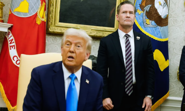 ڈونلڈ ٹرمپ نے قومی سلامتی کے مشیر مائیک والٹز کو عہدے سے ہٹا دیا