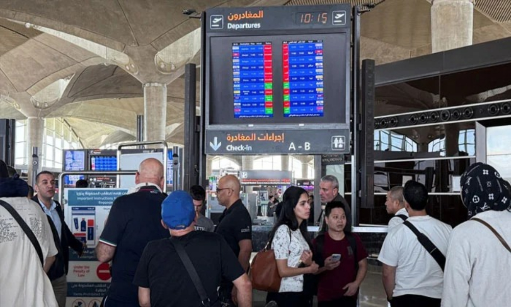 ایران اور اسرائیل کے درمیان کشیدگی: مشرق وسطیٰ کی مختلف ائیرلائنز کی پروازیں متاثر