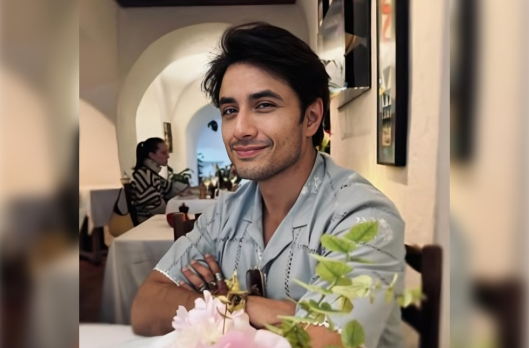 گلوکار علی ظفر نے مداحوں کو عید کا تحفہ دے دیا