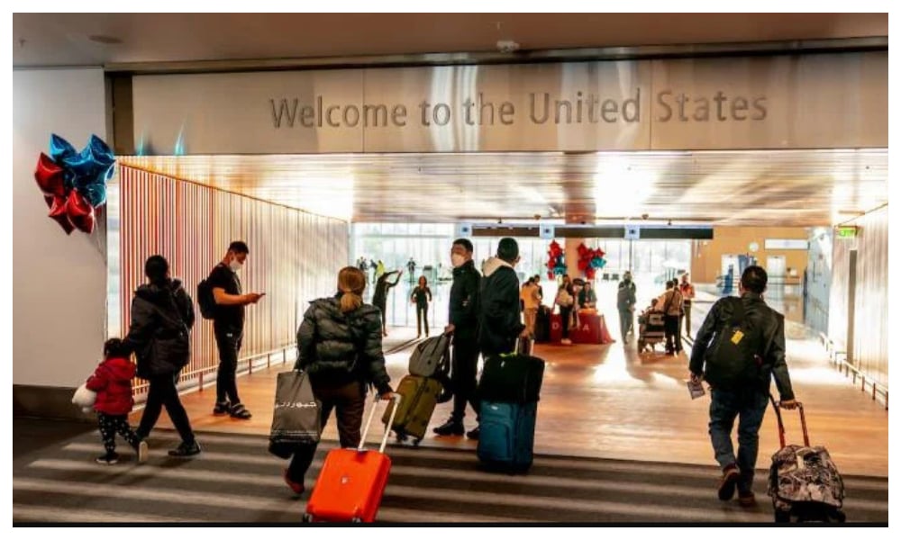 امریکی صدرٹرمپ نے 12ملکوں پر مکمل سفری پابندیاں عائد کردیں