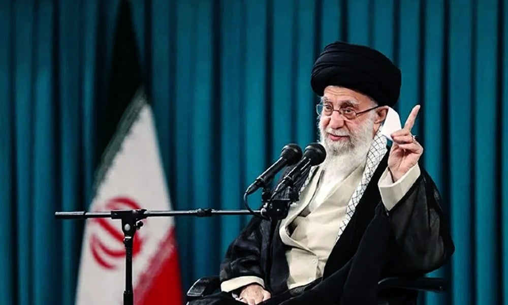 ہم صہیونیوں کے ساتھ کبھی سجھوتہ نہیں کریں گے، آیت اللہ خامنہ ای