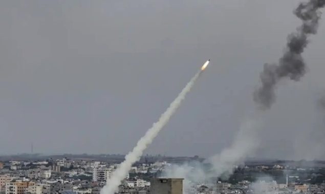 امریکی حملے کے بعد ایران نے اسرائیل پر مزید میزائل داغ دیے