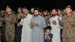 میجر سید معیز عباس شہید کی نماز جنازہ ادا، فیلڈ مارشل کی شرکت