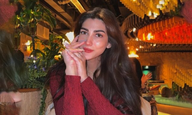عدالت نے اداکارہ نازش جہانگیر کو طلب کرلیا