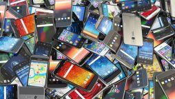 موبائل کا سمجھداری سے انتخاب کریں، دکھاوے سے نہیں