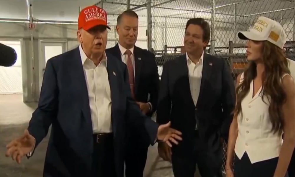 ٹرمپ کی زبان سے بائیڈن کےلئے بے ساختہ نامناسب ریمارکس