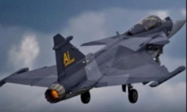 بغیرپائیلٹ کا اے آئی لڑاکاجیٹ طیارہ، سوئیڈن نے کامیاب تجربہ کرلیا