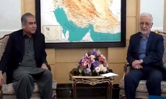 محسن نقوی کی ایرانی ہم منصب سے ملاقات، باہمی امورپرتبادلہ خیال