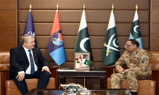 ساحرشمشادمرزا سے تاجک چیف آف جنرل اسٹاف کی ملاقات، دفاعی تعاون بڑھانے پراتفاق