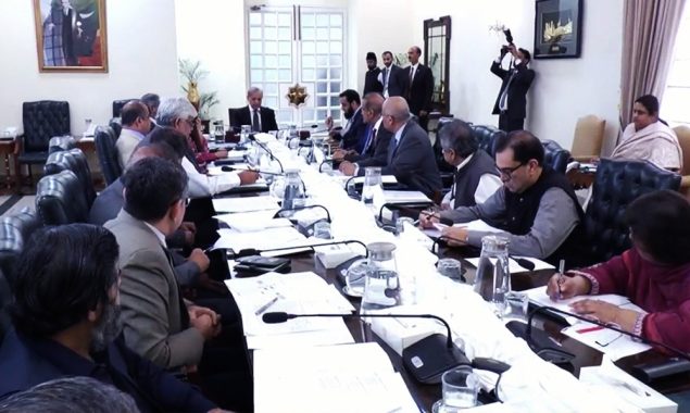 محصولات میں ریکارڈ اضافہ؛ وزیراعظم کا ایف بی آر کی کارکردگی پر اظہاراطمینان