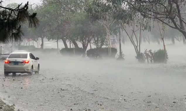کراچی میں وقفے وقفے سے موسلادھار بارش کا سلسلہ جاری