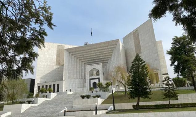 سپریم کورٹ؛ خواتین کے بانجھ پن پر مہر اور نان و نفقہ روکنا غیر قانونی قرار