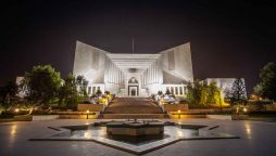 بینک گوشوارہ آمدن ثابت کرنے کیلئے کافی نہیں، قرار دیا کہ مالی لین دین کا ریکارڈ خود بخود آمدن نہیں کہلاتا۔سپریم کورٹ نے بڑا فیصلہ سنا دیا۔