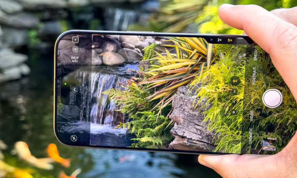 آئی فون 18 میں کیمرا کنٹرول بٹن ختم کرنے کا فیصلہ، صارفین کے لیے بڑی تبدیلی