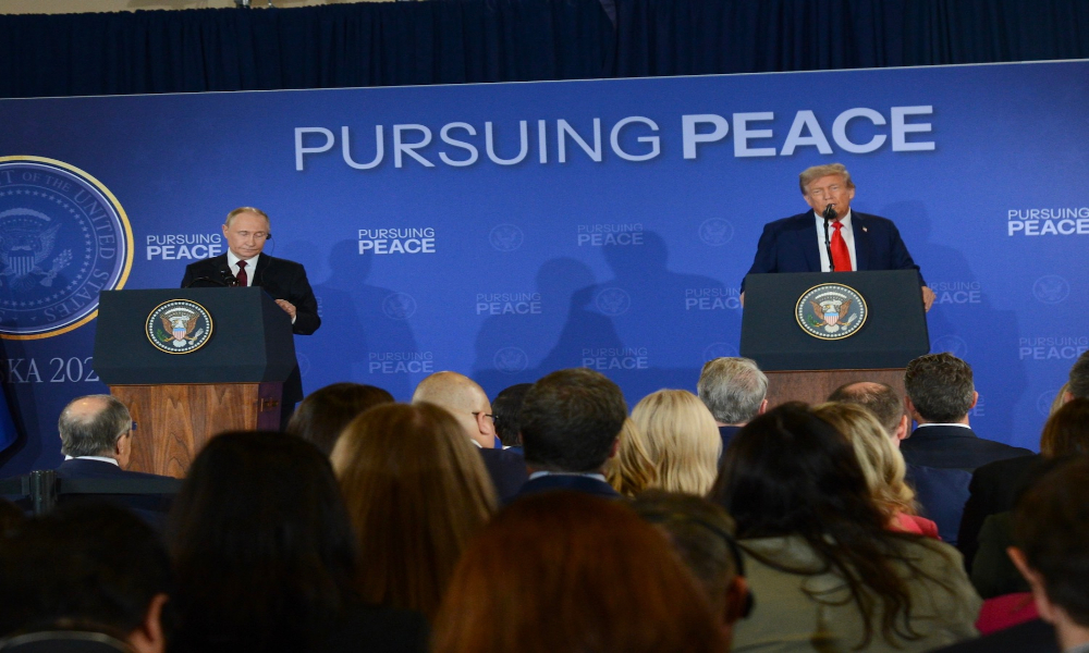 ٹرمپ، پیوٹن کی الاسکا ملاقات بغیر کسی جنگ بندی معاہدے کے ختم