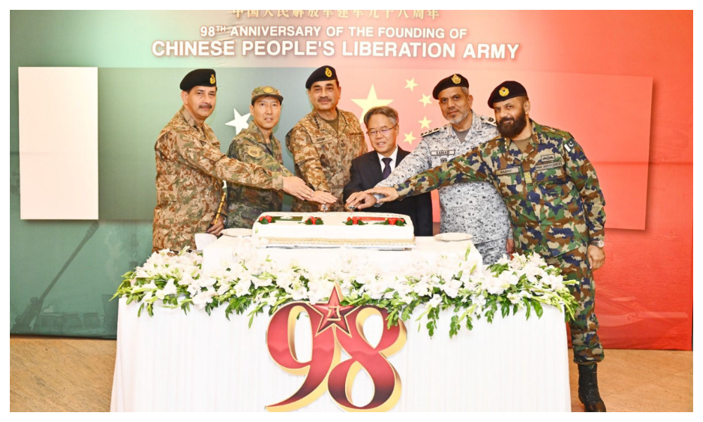 جی ایچ کیو میں پیپلز لبریشن آرمی کی 98ویں سالگرہ کی تقریب، پاک چین دوستی ناقابل شکست قرار