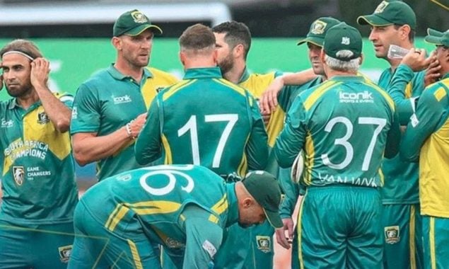 جنوبی افریقی ٹیم لاہور پہنچ گئی، ٹیسٹ میچز کی سیریز کا آغاز 12 اکتوبر سے ہوگا