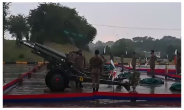 پاکستان کے 78ویں جشن آزادی کے موقع پر 31 اور 21 توپوں کی سلامی