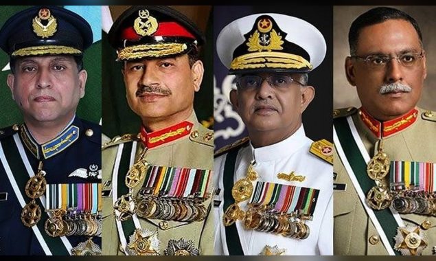 یوم استحصال: پاک فوج کے سربراہان کا کشمیری عوام سے اظہار یکجہتی