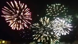 گورنر ہاؤس کراچی میں جشنِ آزادی کا تاریخی منظر، آتشبازی نے عالمی ریکارڈ بنا ڈالا