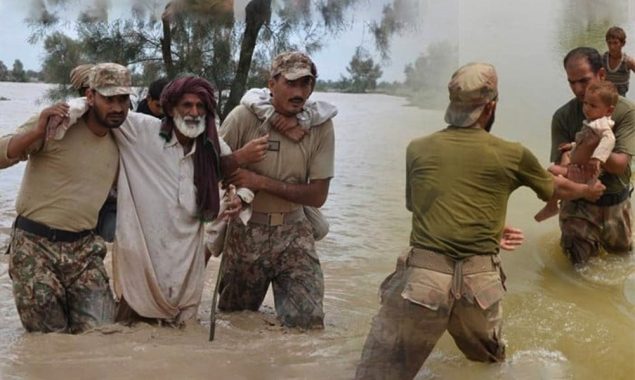 ریلیف آپریشن؛ سیلاب متاثرہ علاقوں کے عوام کا پاک فوج کو خراج تحسین