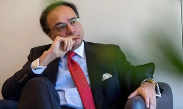 آئی ایم ایف اور ورلڈ بینک کے ساتھ اجلاس، محمد اورنگزیب امریکا پہنچ گئے