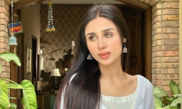 مشعل خان نے شوبز انڈسٹری کیوں چھوڑی؟ وجہ سامنے آگئی