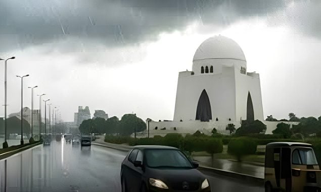 شہر قائد میں مطلع جزوی ابرآلود، موسم گرم مرطوب رہنے کا امکان