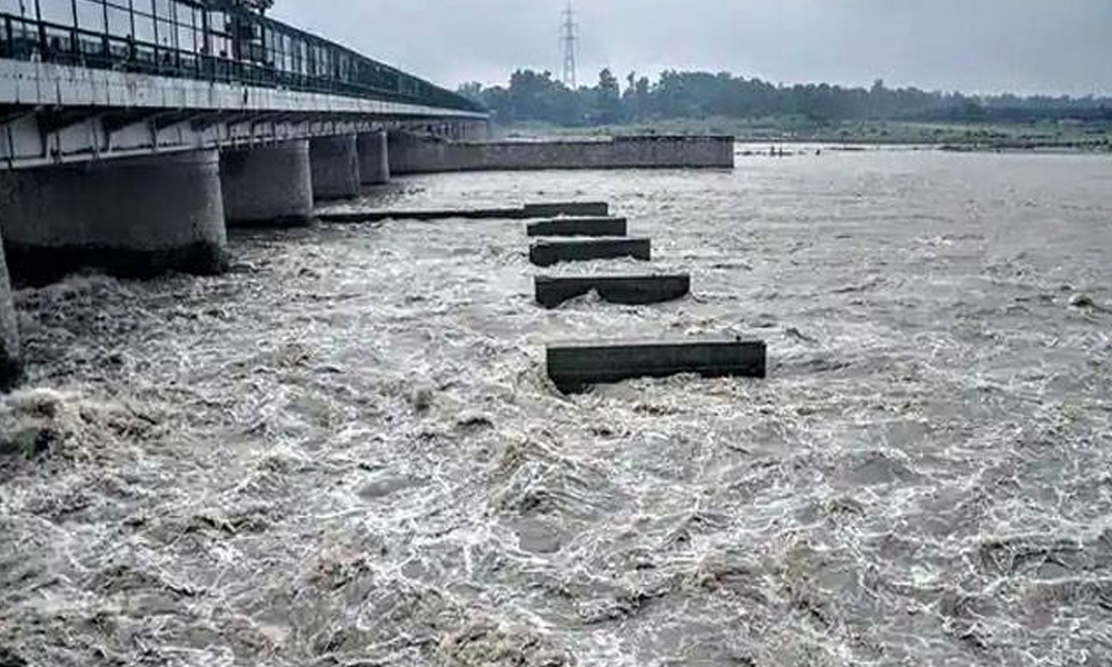 دریاؤں میں سیلابی ریلوں اور بہاؤ کے حوالے سے تفصیلی رپورٹ جاری