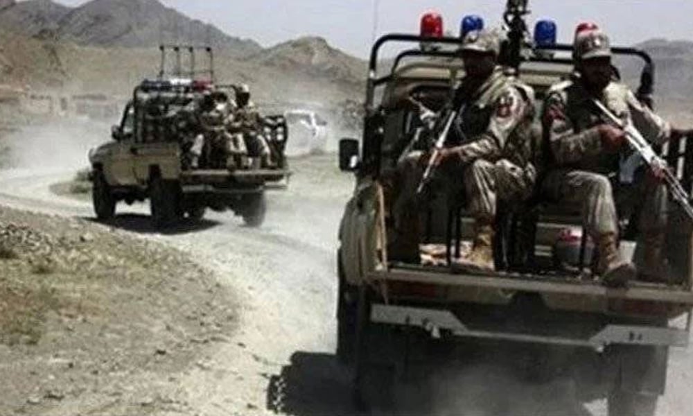 اورکزئی میں سیکیورٹی فورسز کا آپریشن؛ لیفٹیننٹ کرنل سمیت 11 جوان شہید، 19 دہشتگرد ہلاک
