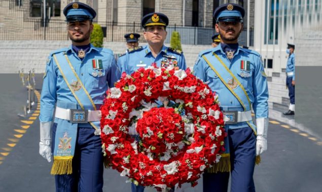 اپنے شہداء کے مقروض ہیں، ان کی قربانیاں ہمیشہ یاد رکھی جائیں گی، ائیر چیف