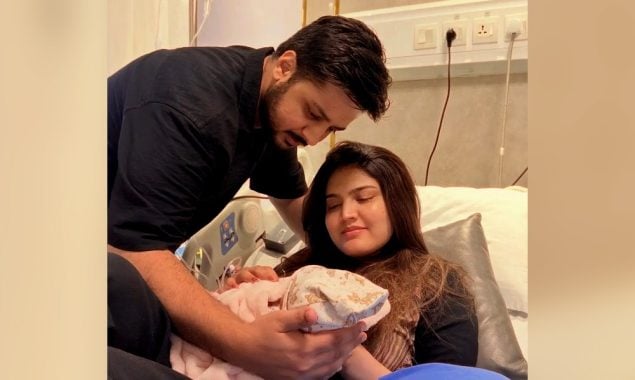 خواہش تھی پہلے ’بیٹی‘ ہو، ٹک ٹاکر اقرا کنول کے ہاں پہلے بچے کی پیدائش