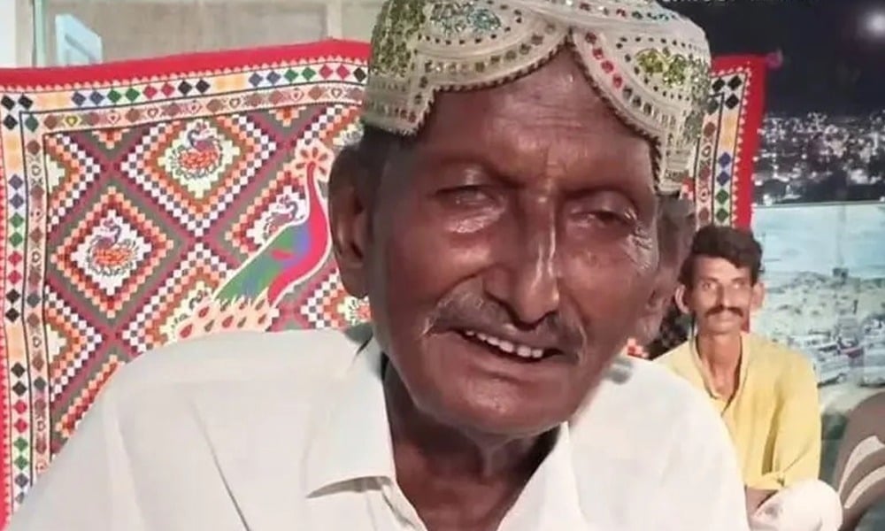 تھر کی ثقافتی آواز خاموش؛ معروف لوک گلوکار عارب فقیر انتقال کر گئے