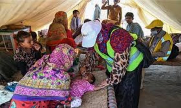 پنجاب میں مون سون اور سیلاب سے متاثرہ علاقوں میں وبائی امراض پھیلنے لگے
