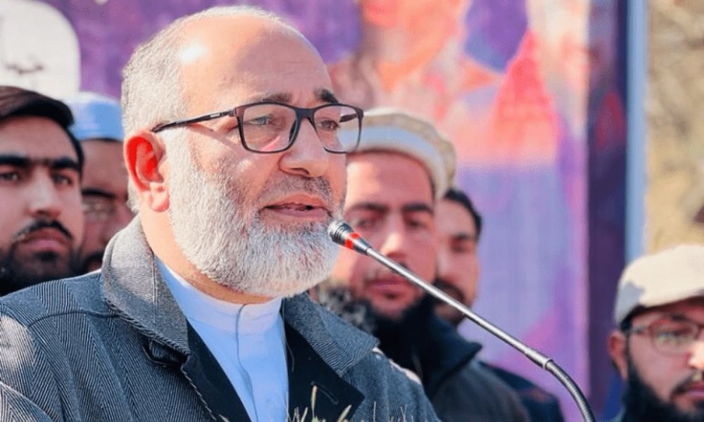 دوران قید آنکھوں پر پٹیاں باندھ کر کتے چھوڑے گئے، سابق سینیٹرمشتاق احمد،ویڈیو پیغام جاری