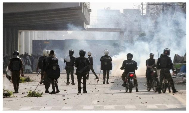 تحریک لبیک کا مریدکے میں پرتشدد احتجاج؛ انتشار پسند مظاہرین کو منتشر کر دیا گیا